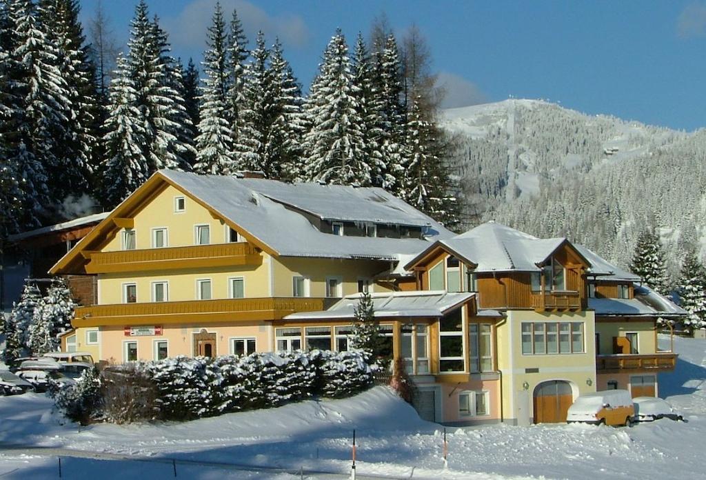 Hotel Gasthof Buchbauer Бад-Санкт-Леонхард Экстерьер фото